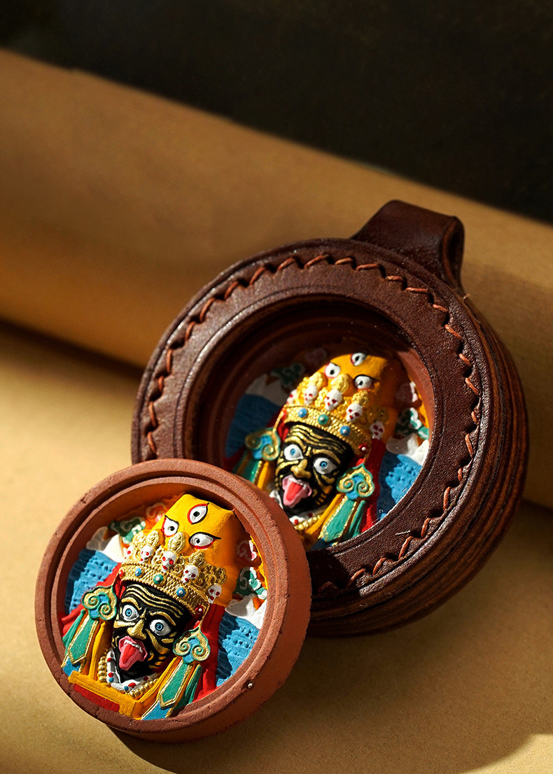 Wipe-clean Leather-shell Zhaxi Lhamo Thangka Pendant
